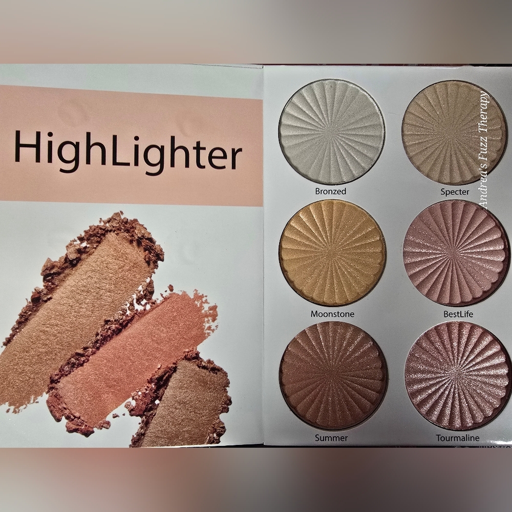 Makeup Book! - Picture 4 of 5